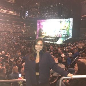 Meet your Posher, Zoe